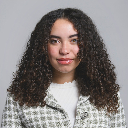 Headshot of Elyse Martin-Smith